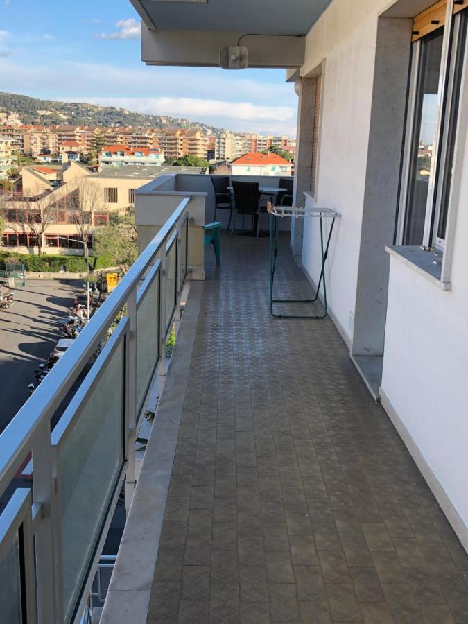 Attico Tacito Appartement Ventimiglia Buitenkant foto
