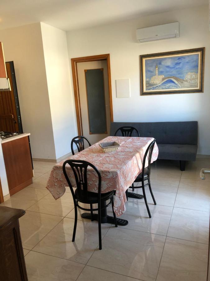 Attico Tacito Appartement Ventimiglia Buitenkant foto